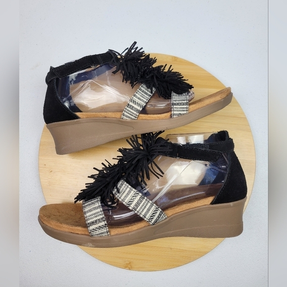 Minnetonka Desi Fringe Wedges Leather Women's Sandals Size 11W - Picture 6 of 11